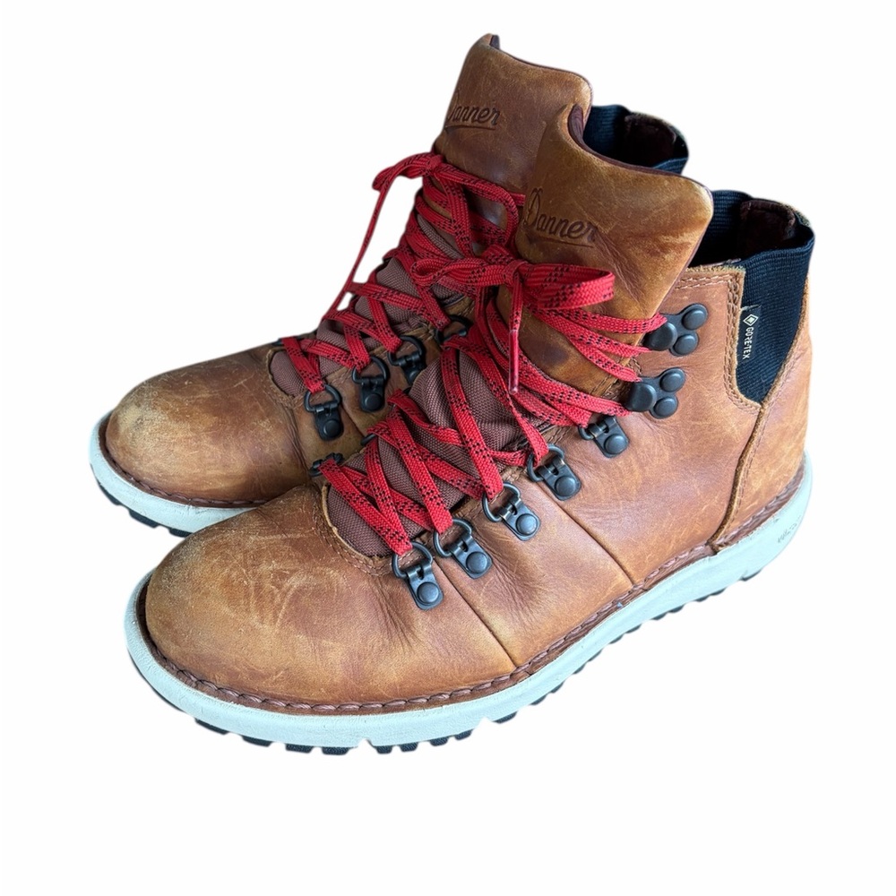 Danner Women’s Vertigo 917 Leather Boots